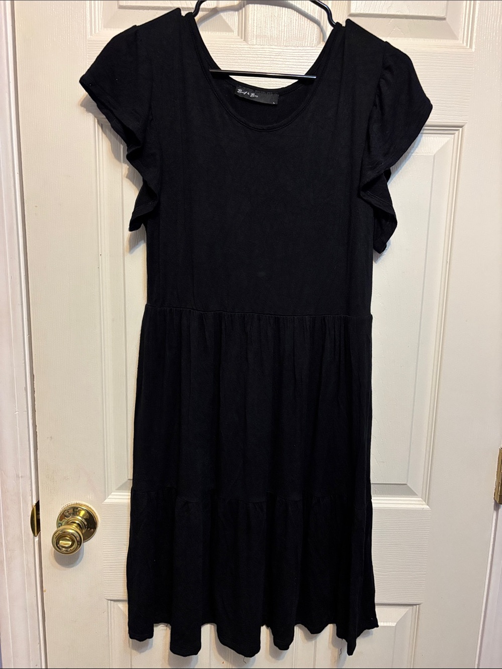 Brit & Bri Black Tiered Midi Dress L